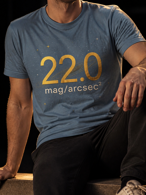 22.0 Mag/Arcsec² astronomy t-shirt | Umbra Void